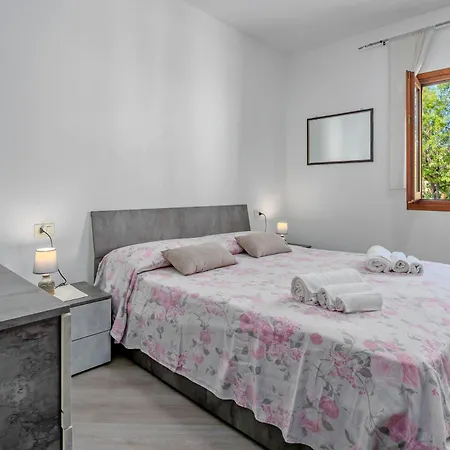 Francy House Όλμπια