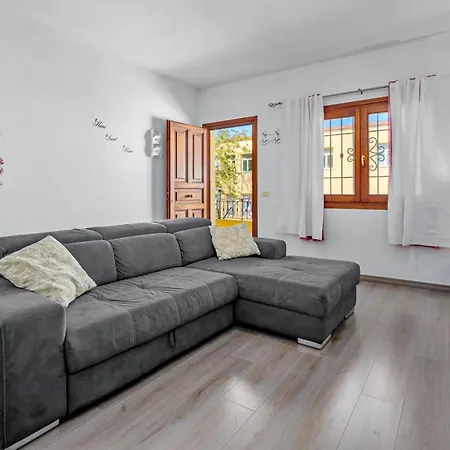 Francy House *
