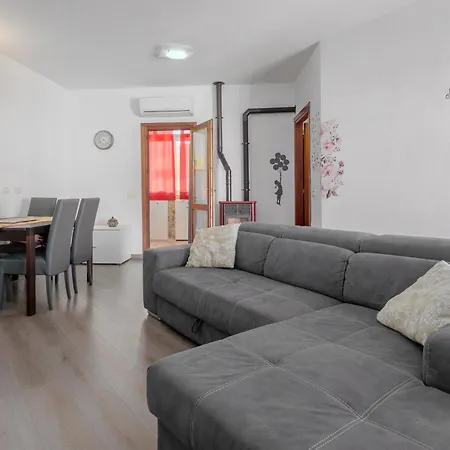 Francy House *